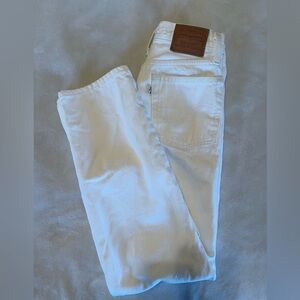 White Levi’s Wedgie Straight Jeans
